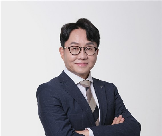 대학원장 인사말 이미지